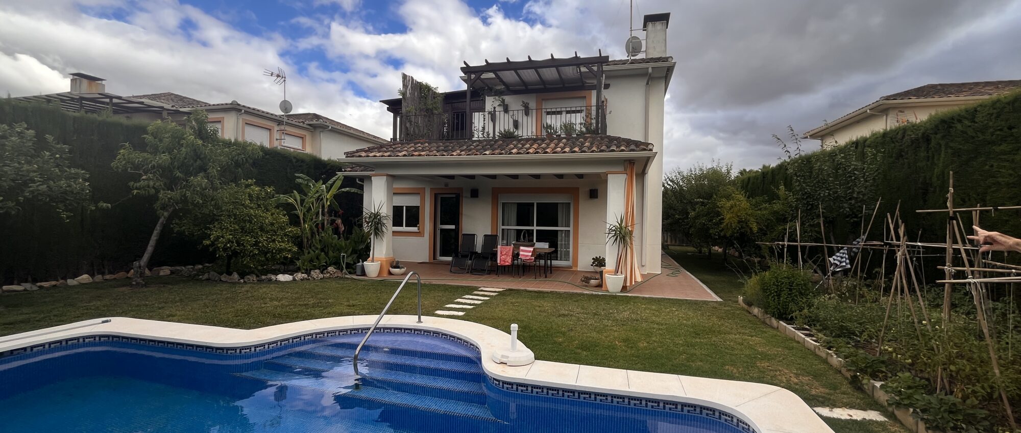 CHALET EN VENTA EN ENCINAREJO A 15 MINUTOS DE CÓRDOBA.